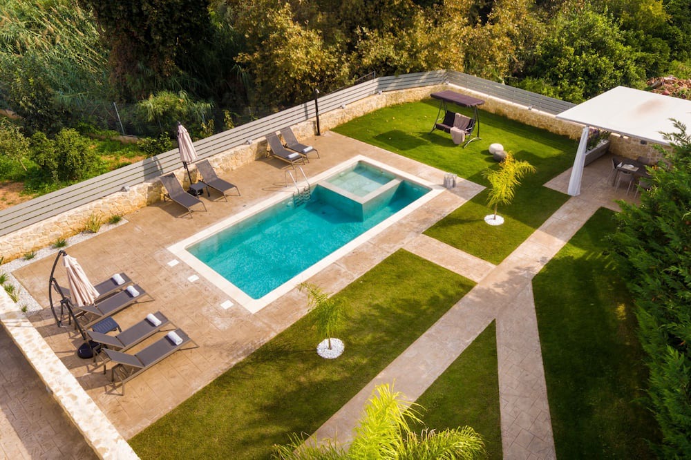Photo of Outdoor in Perivolia
