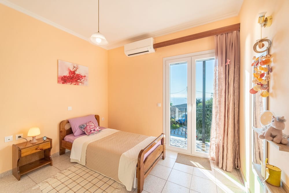 Photo of Bedroom in Pelekas