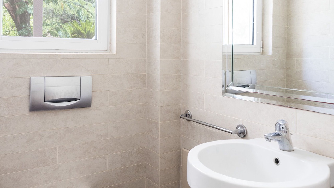 Photo of Bathroom in Mikri Mantineia
