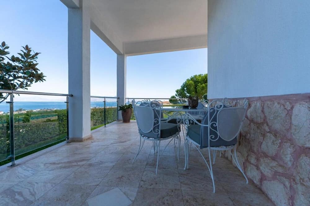 Photo of Patio Balcony in Kato Diminio