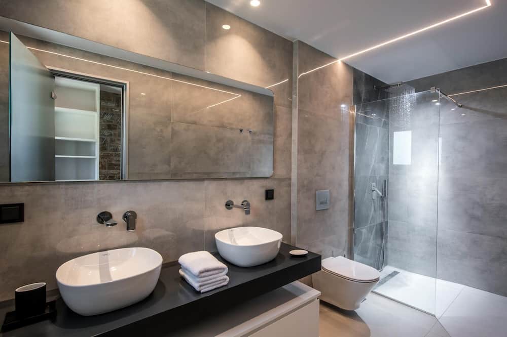 Photo of Bathroom in Old Hersonissos