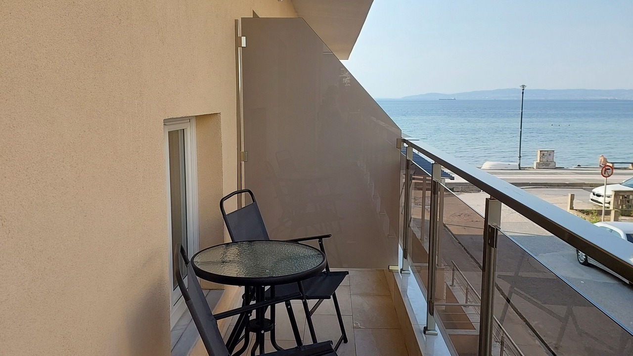 Photo of Patio Balcony in Neoi Epivates
