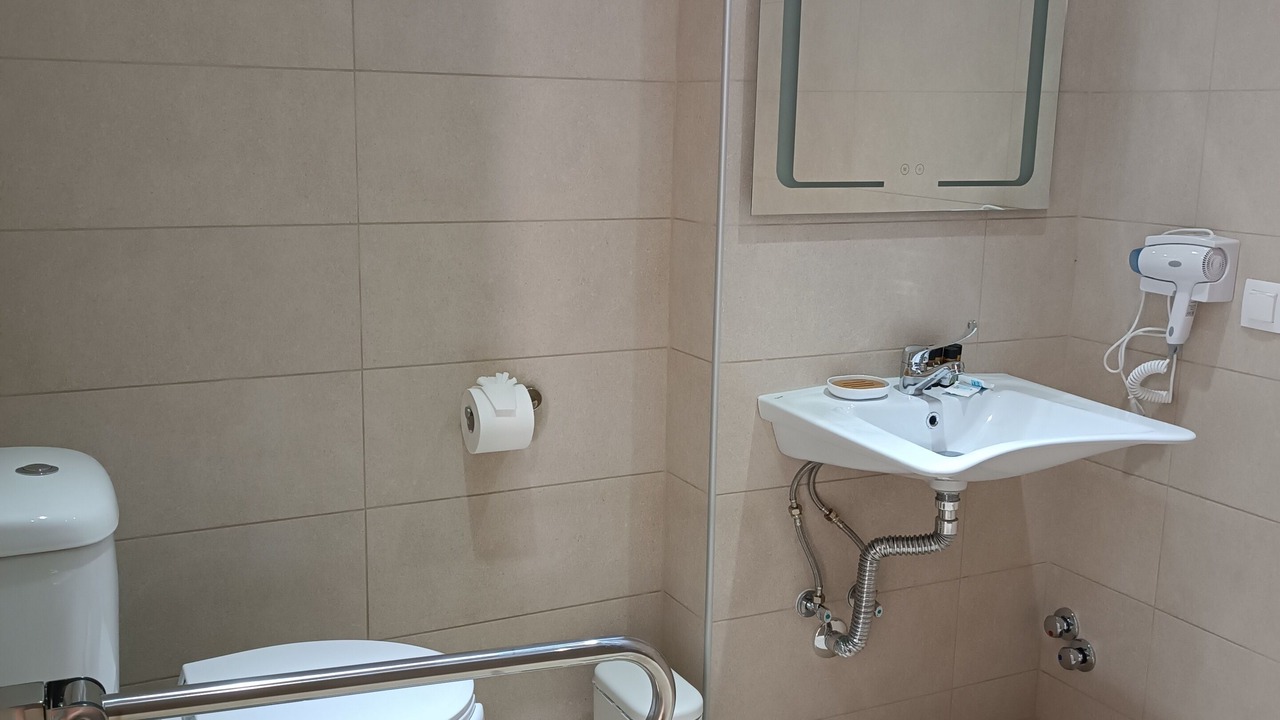 Photo of Bathroom in Neoi Epivates