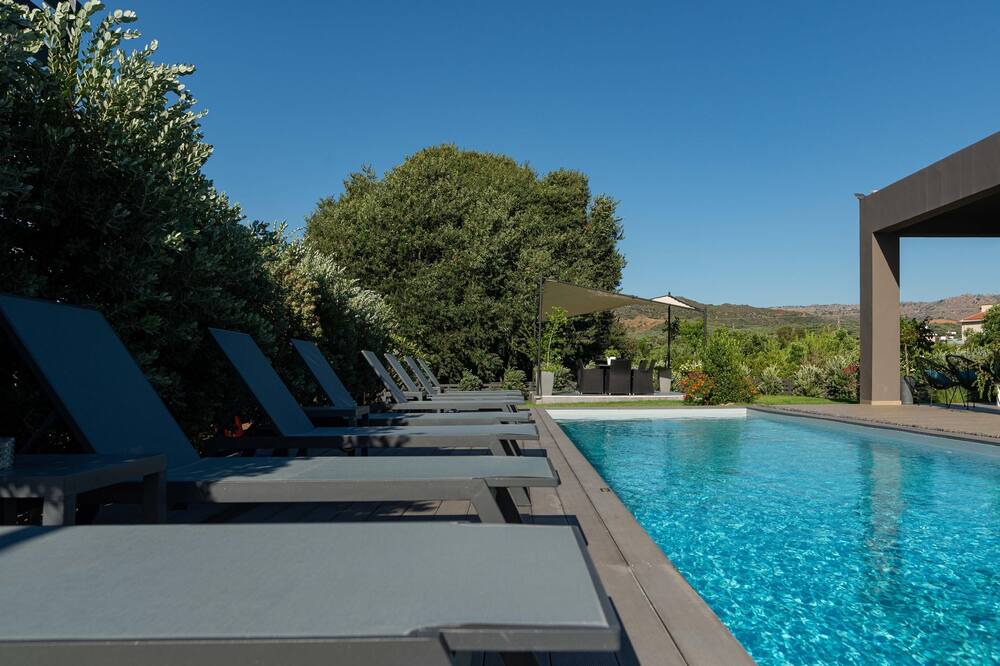 Photo of Outdoor in Alikianos