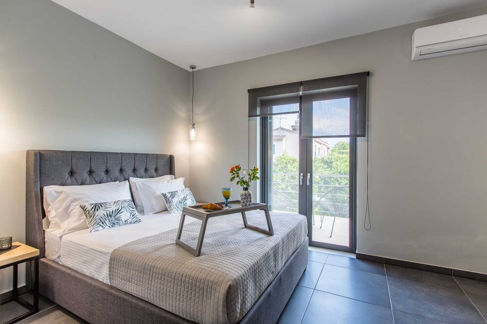 Photo of Bedroom in Alikianos