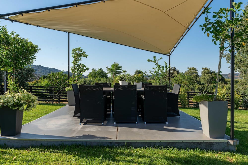 Photo of Outdoor in Alikianos
