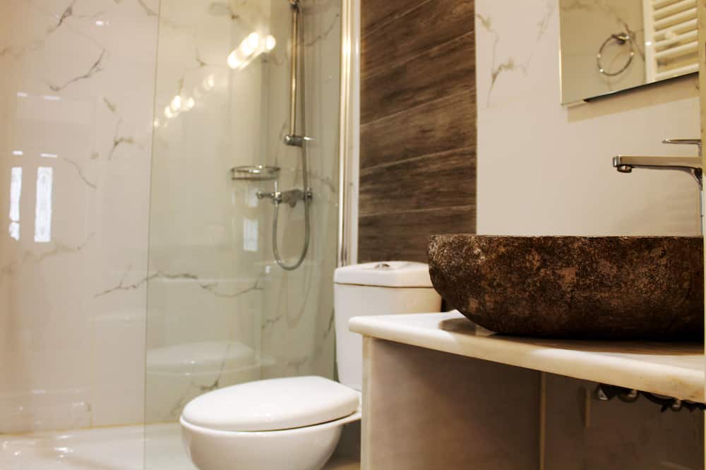 Photo of Bathroom in Kalami