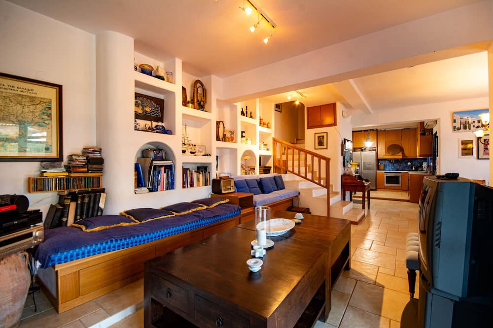 Photo of Livingroom in Tsoutsouros