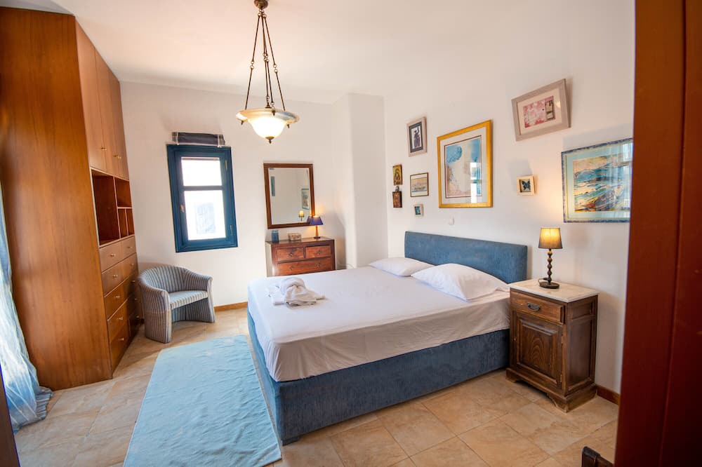 Photo of Bedroom in Tsoutsouros
