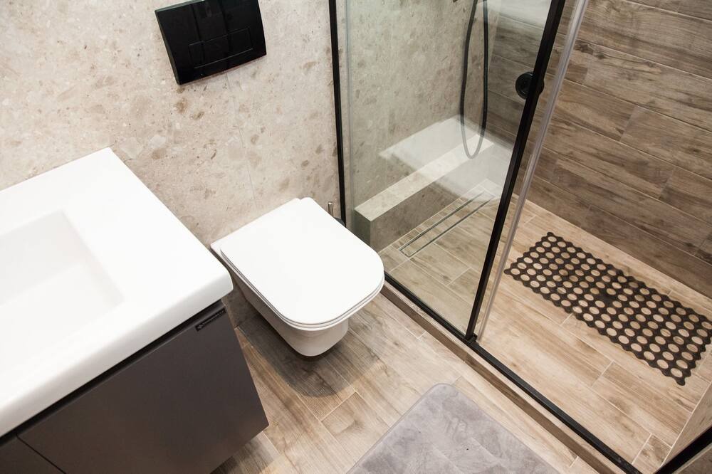 Photo of Bathroom in Goudi