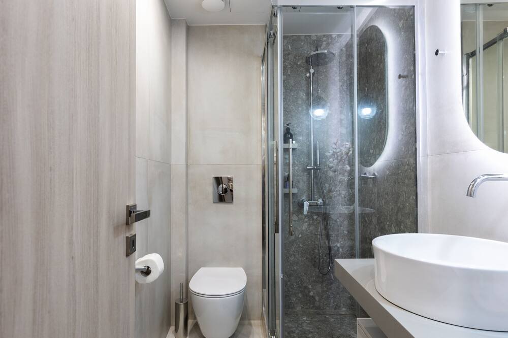 Photo of Bathroom in Avdou