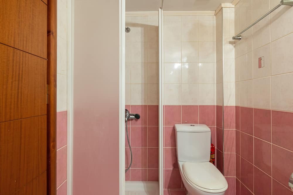 Photo of Bathroom in Minoa Pediada