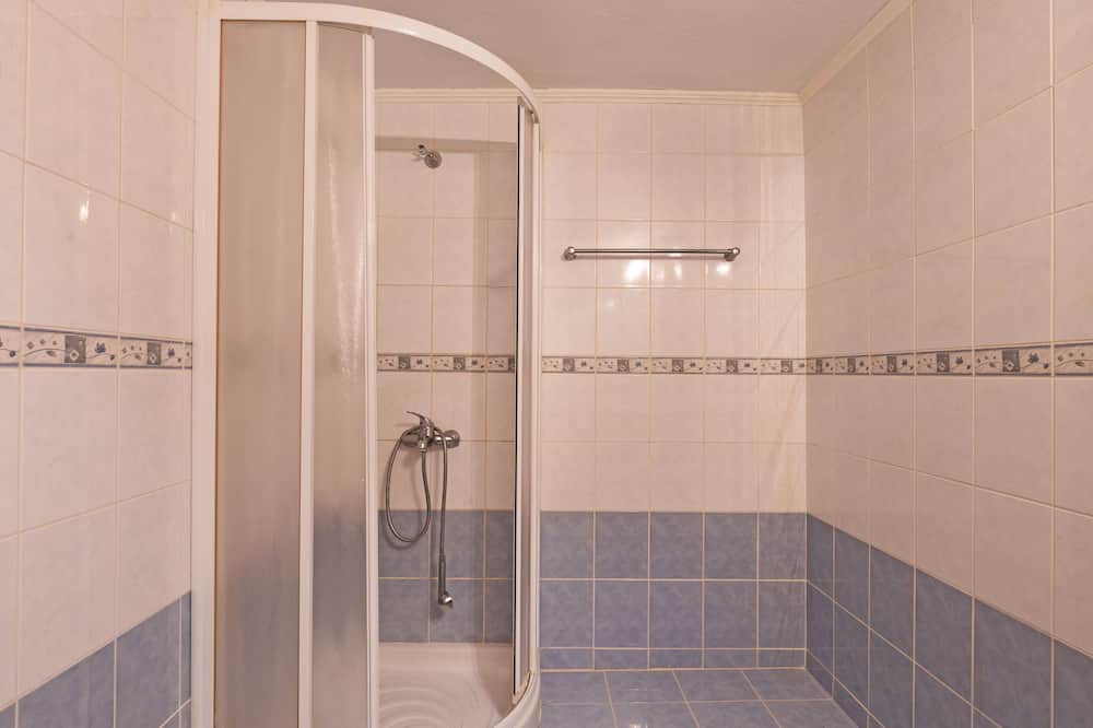 Photo of Bathroom in Minoa Pediada
