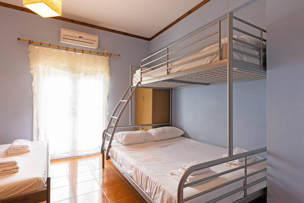 Photo of Bedroom in Minoa Pediada