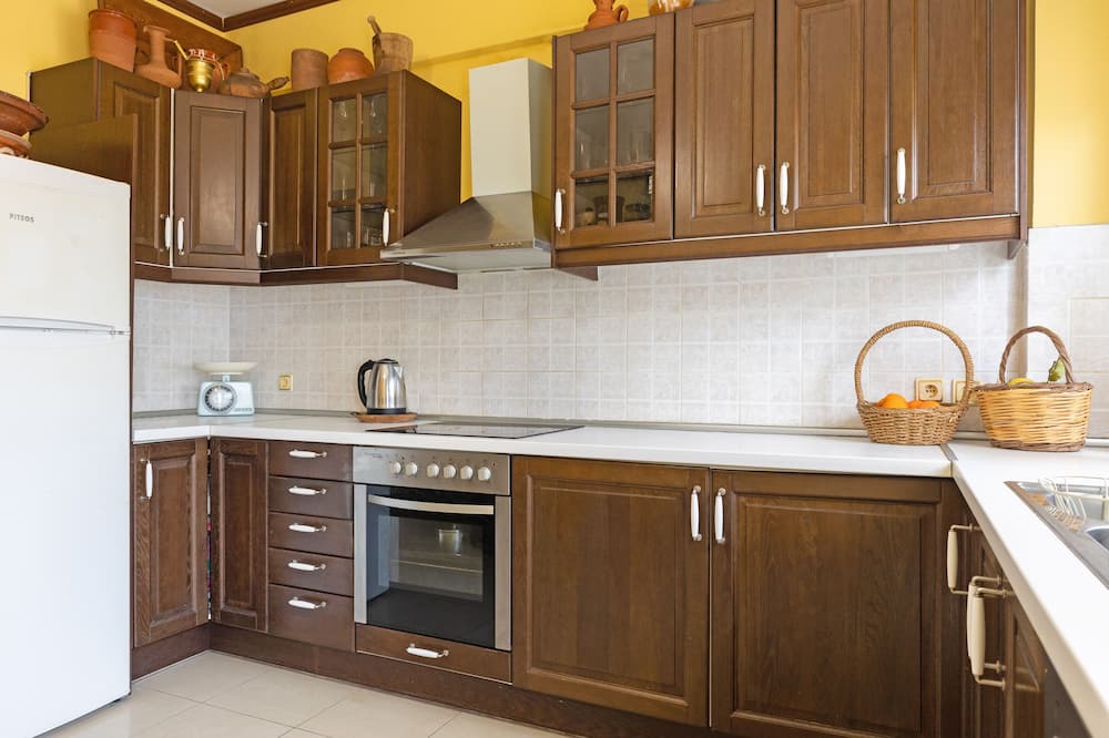 Photo of Kitchen in Minoa Pediada