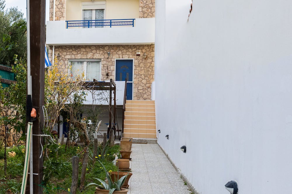 Photo of Outdoor in Minoa Pediada