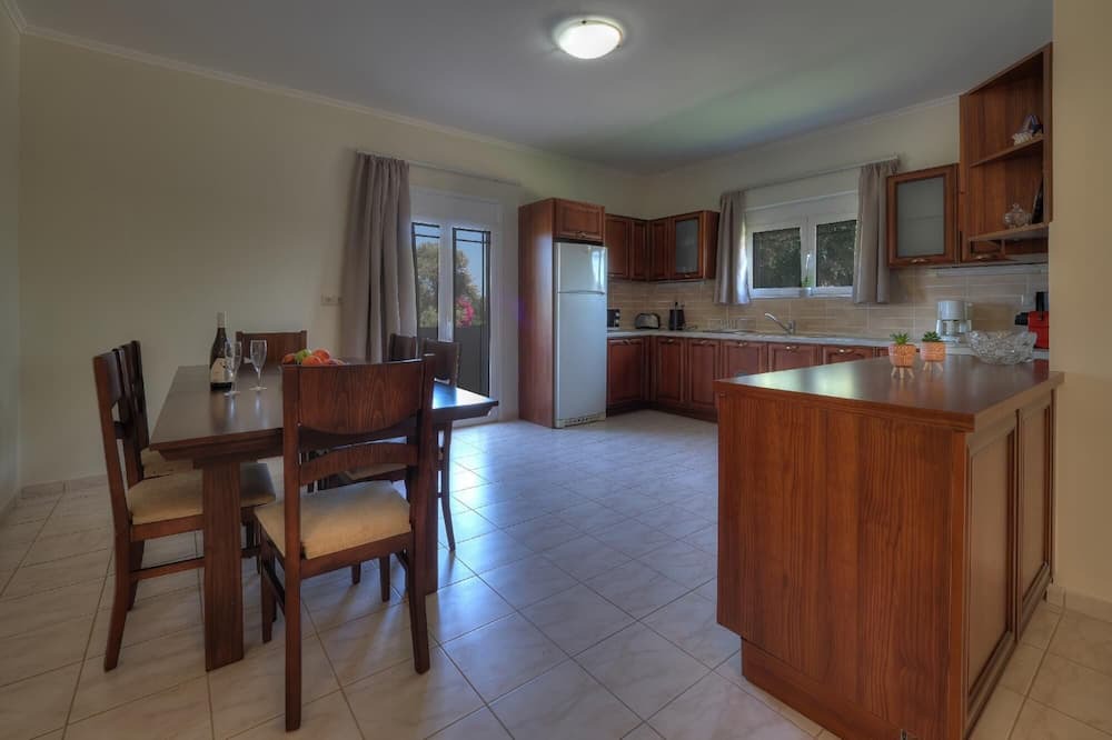 Photo of Kitchen in Prinos