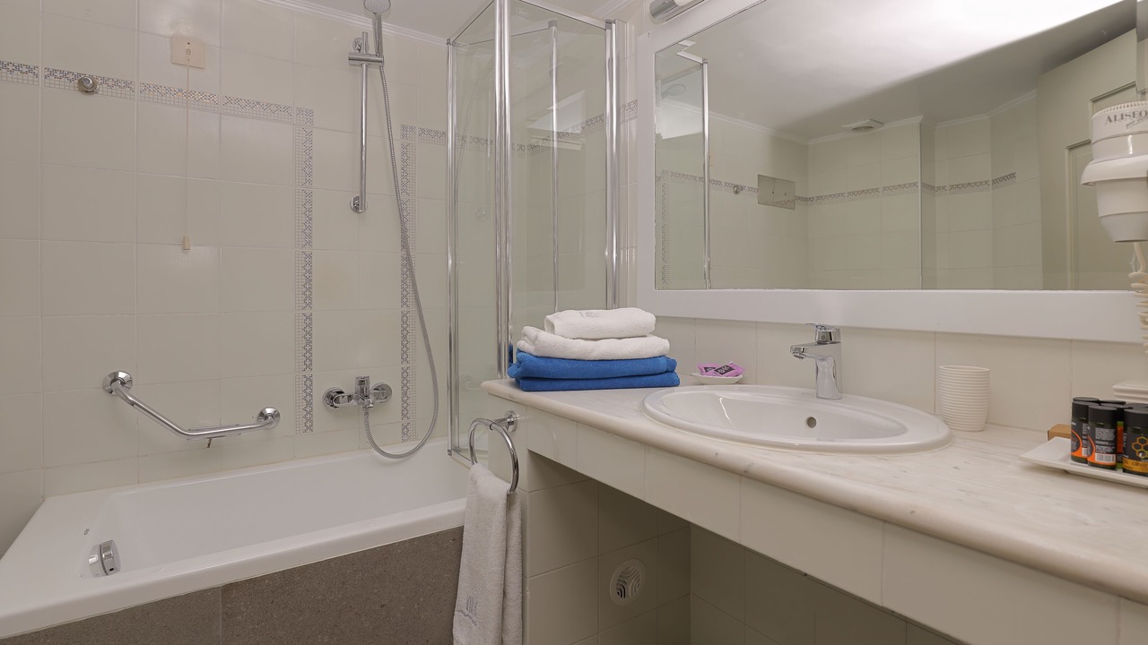 Photo of Bathroom in Halepa