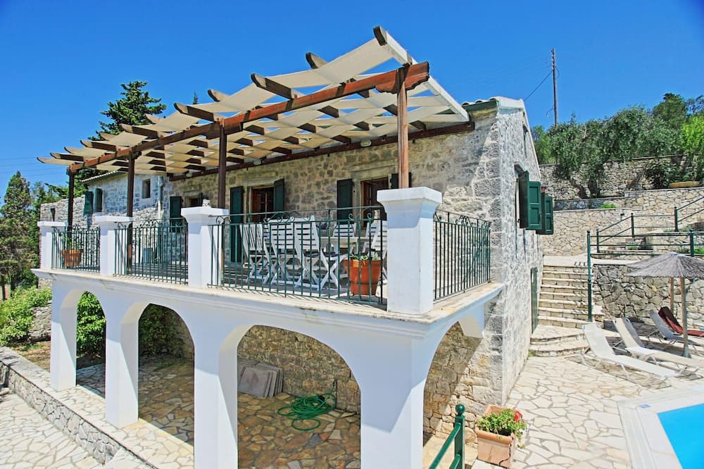 Photo of Outdoor in Vlachopoulatika