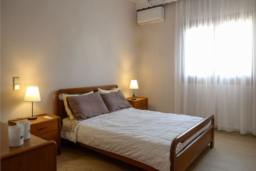 Photo of Bedroom in Minoa Pediada