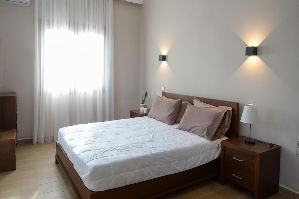 Photo of Bedroom in Minoa Pediada