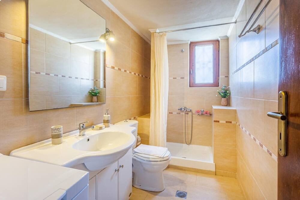 Photo of Bathroom in Platanias