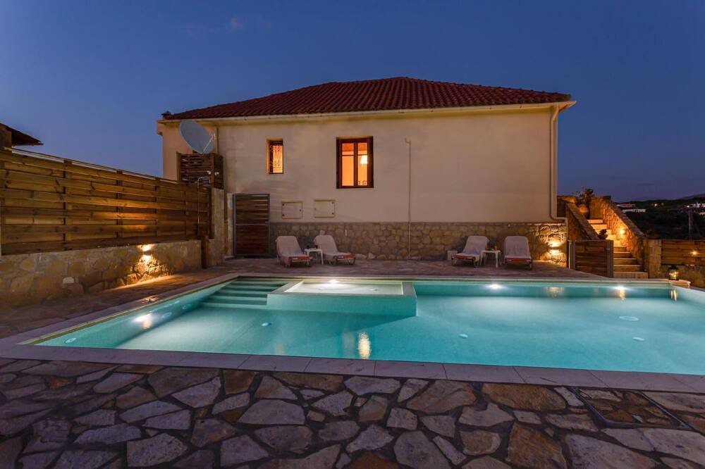 Photo of Outdoor in Platanias