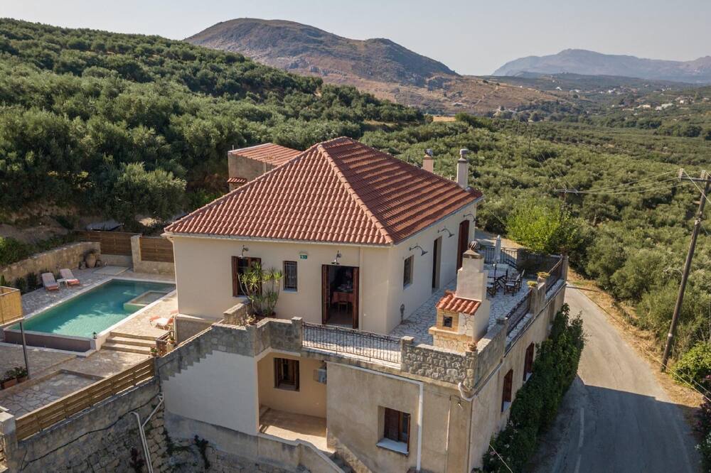 Photo of Outdoor in Platanias