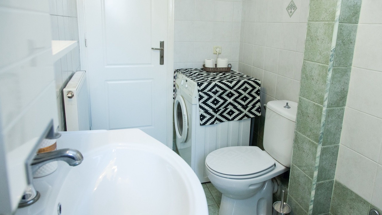 Photo of Bathroom in Peristeri