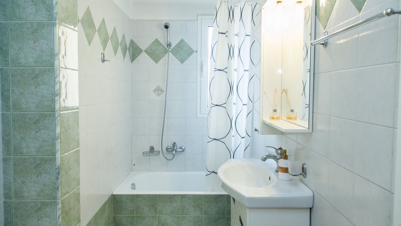 Photo of Bathroom in Peristeri