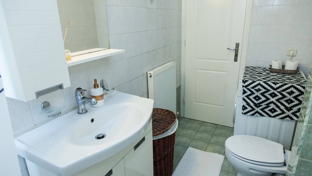 Photo of Bathroom in Peristeri