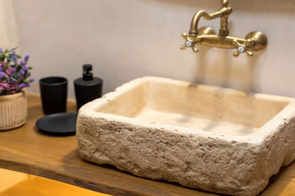 Photo of Bathroom in Chamezi