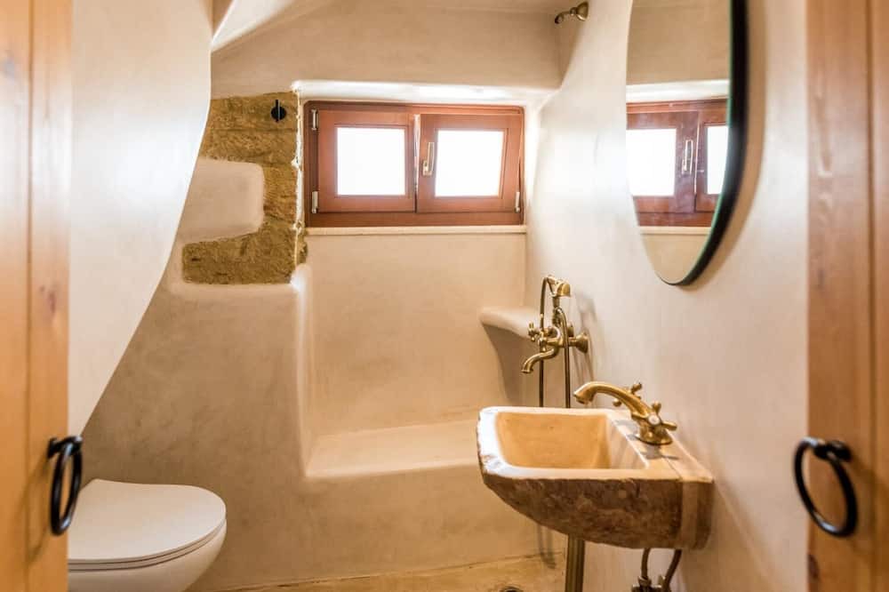 Photo of Bathroom in Chamezi