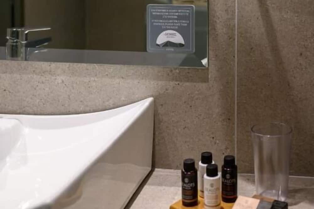 Photo of Bathroom in Artemisia
