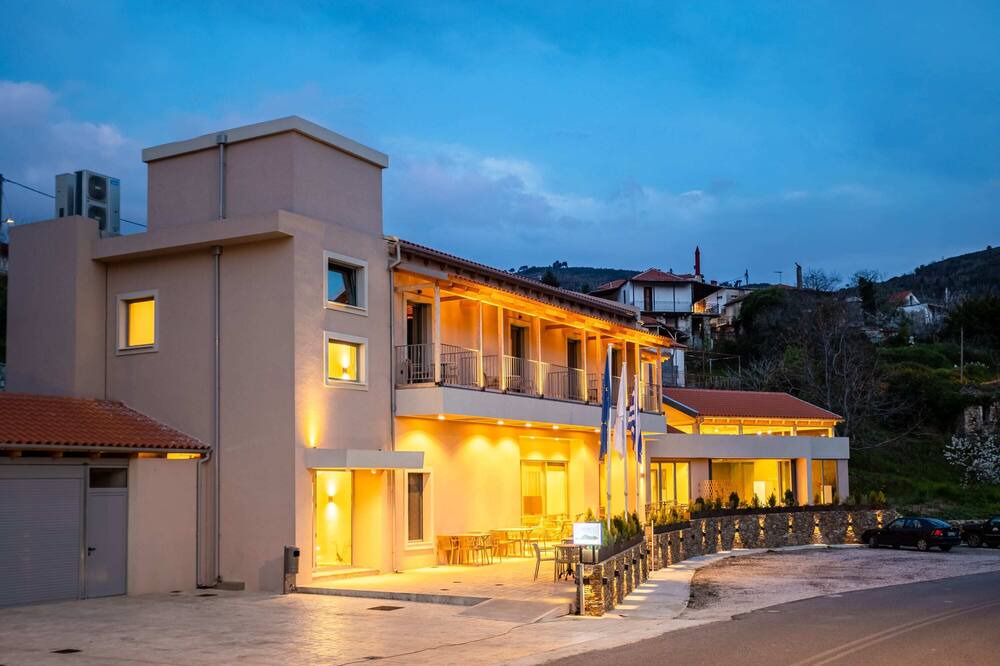 Photo of Outdoor in Artemisia