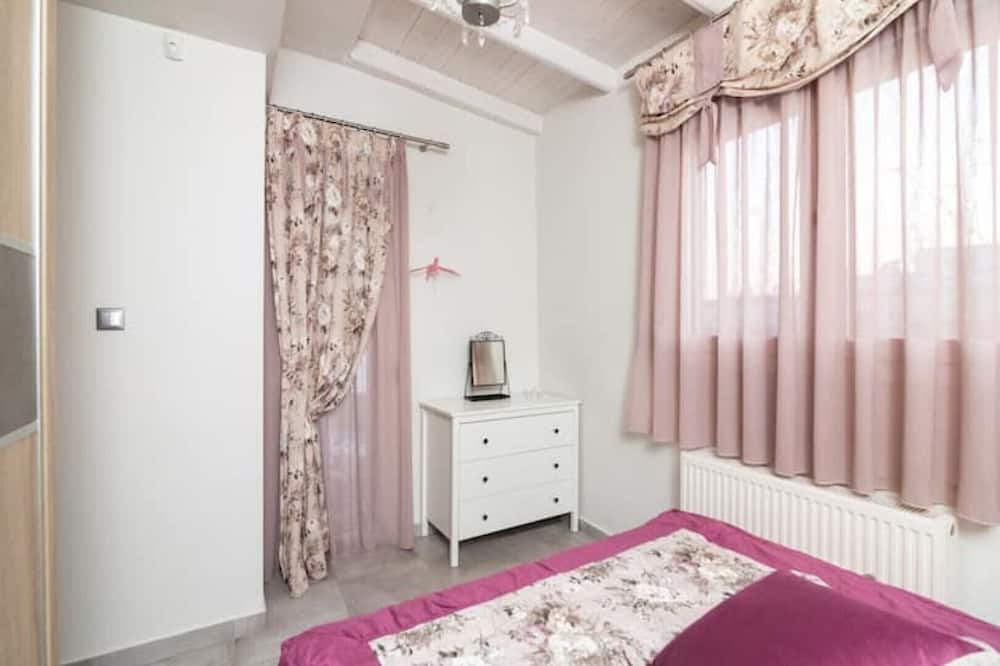Photo of Bedroom in Sykies