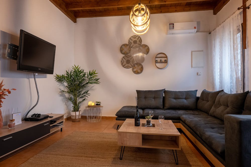 Photo of Livingroom in Archanes
