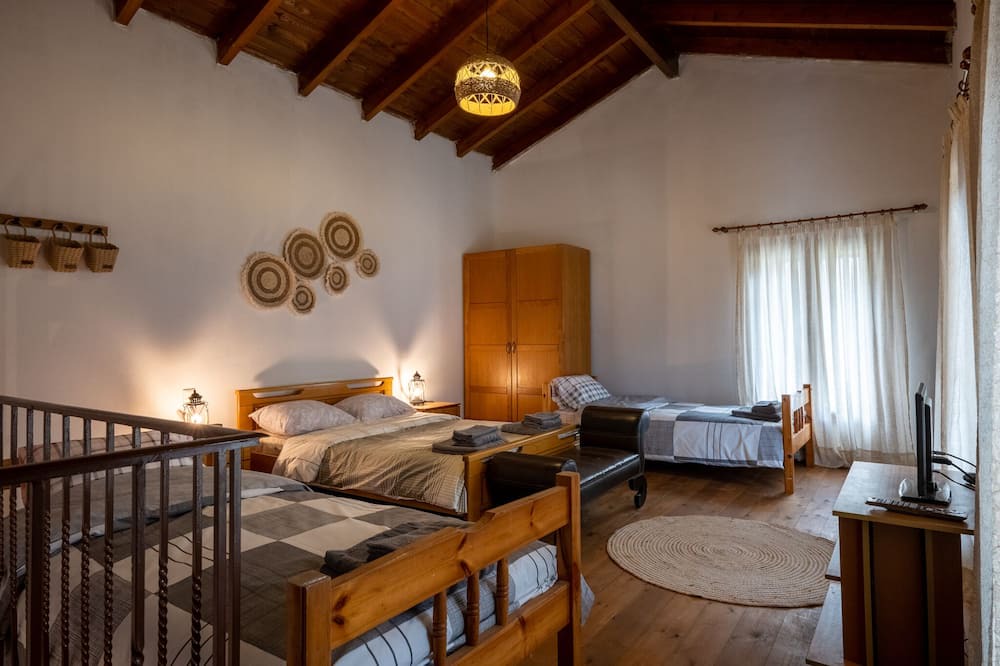Photo of Bedroom in Archanes