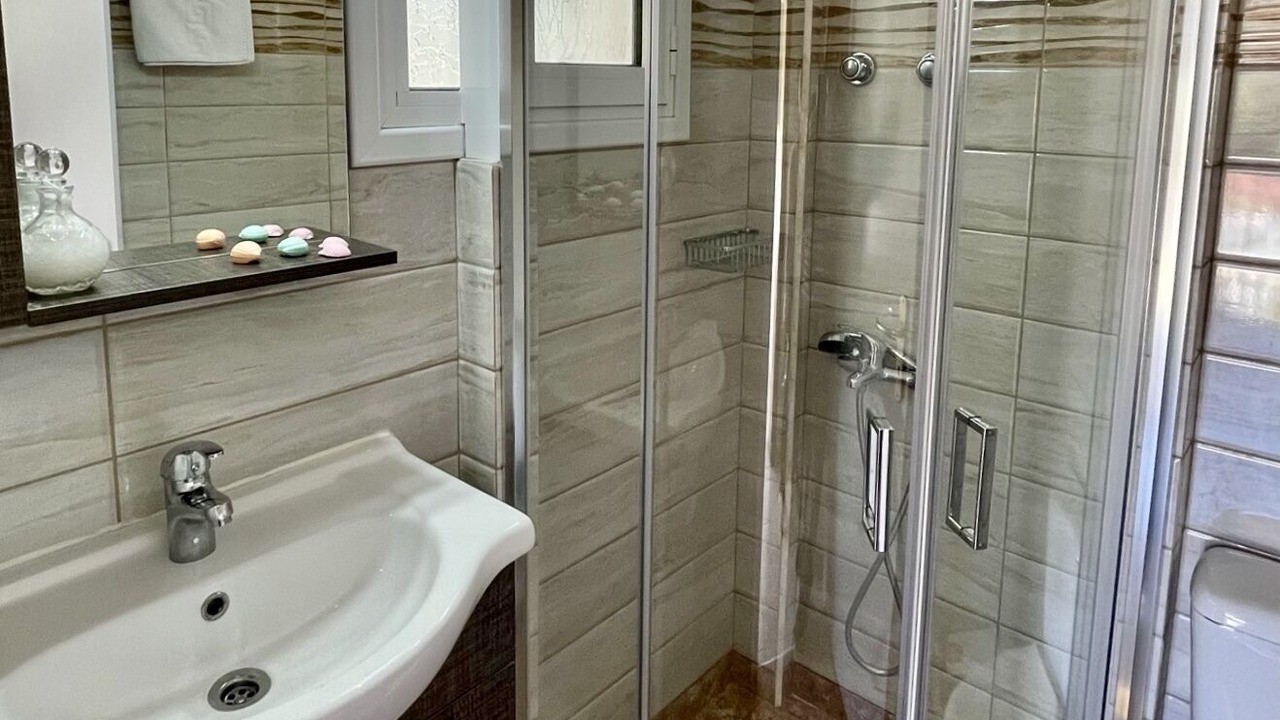 Photo of Bathroom in Veria