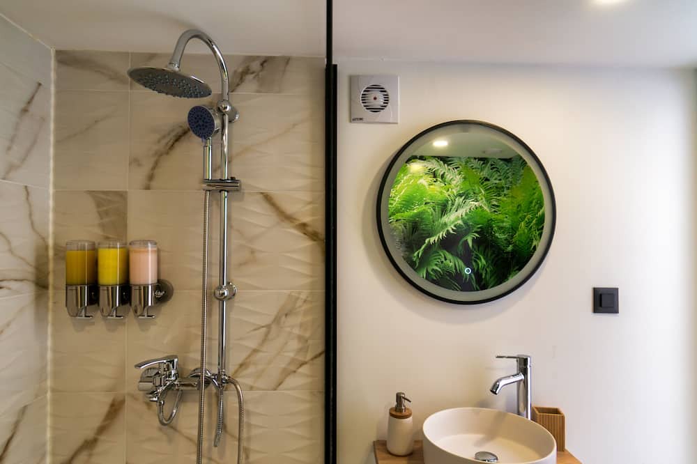 Photo of Bathroom in Armenistis