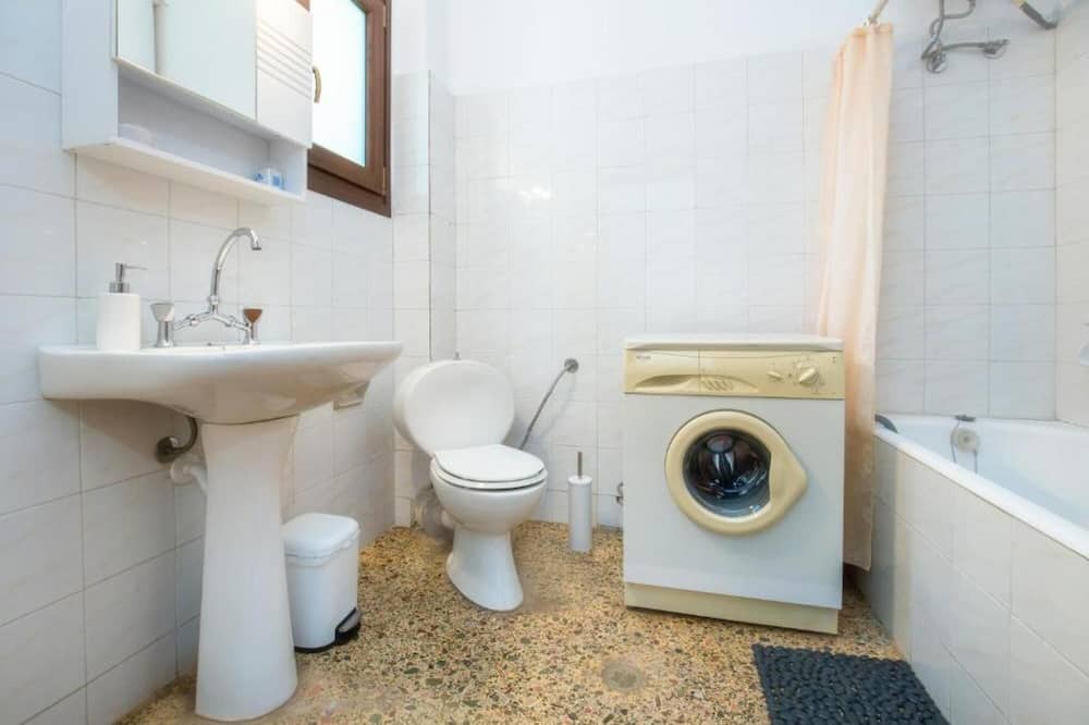 Photo of Bathroom in Potos