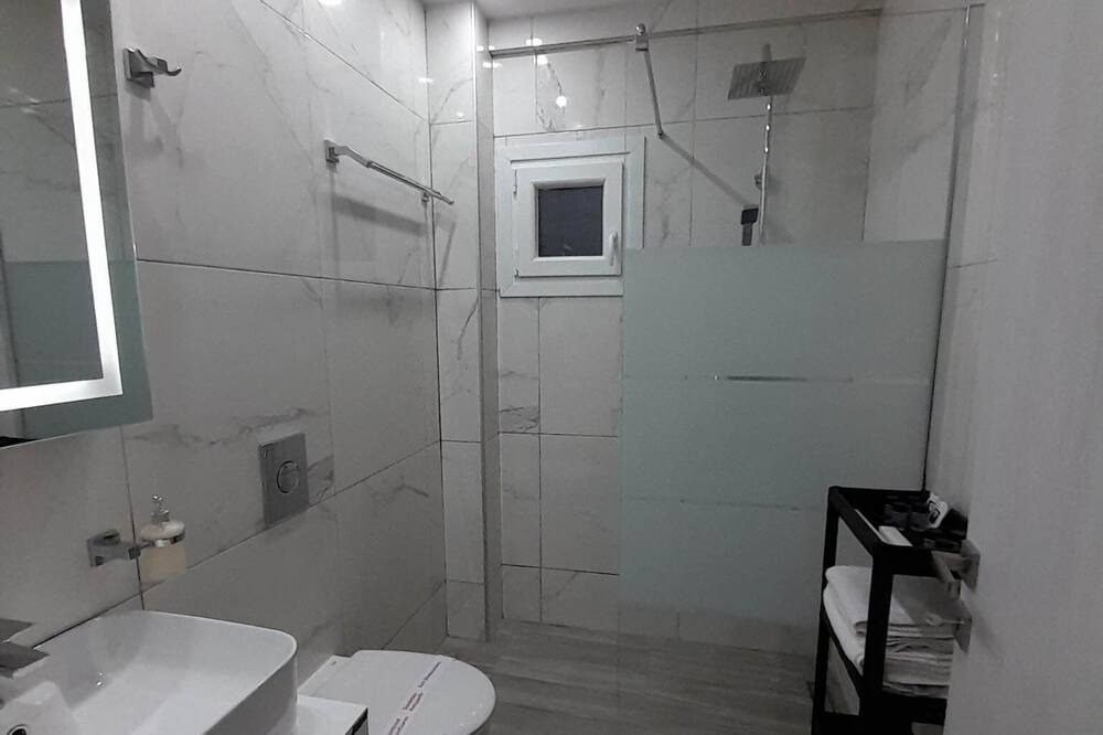 Photo of Bathroom in Serres