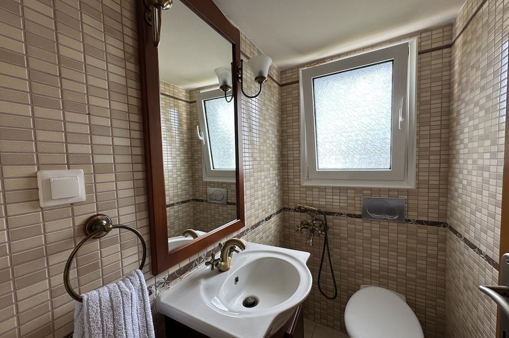 Photo of Bathroom in Sithonia