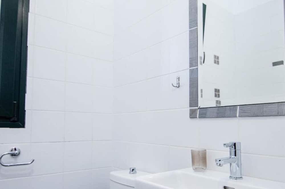 Photo of Bathroom in Katerini