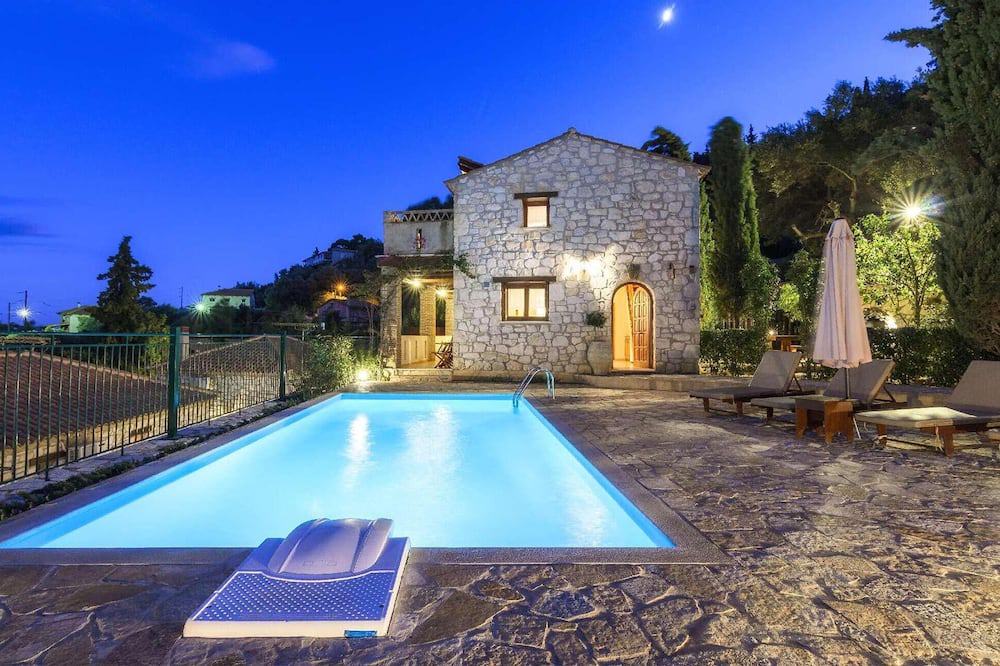 Photo of Outdoor in Xirokastello