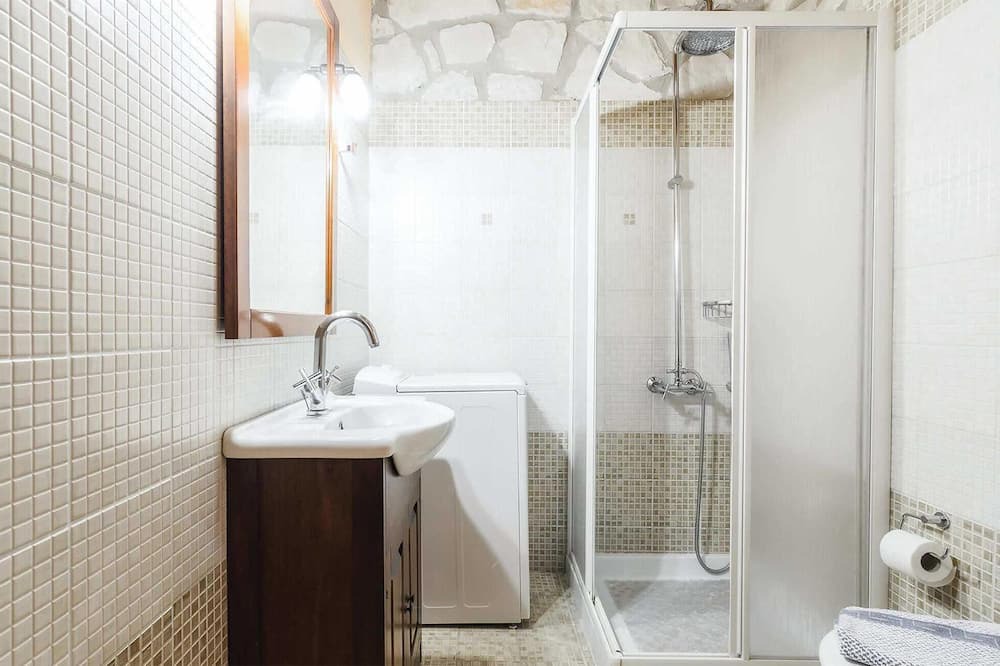 Photo of Bathroom in Xirokastello