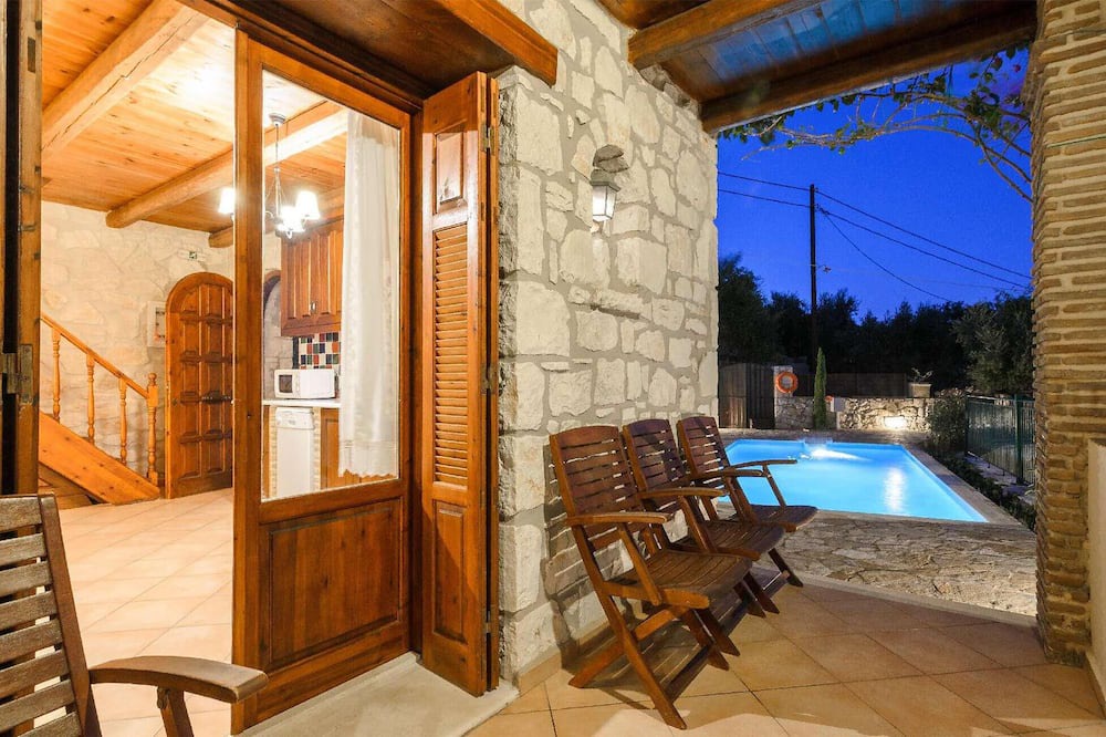 Photo of Outdoor in Xirokastello
