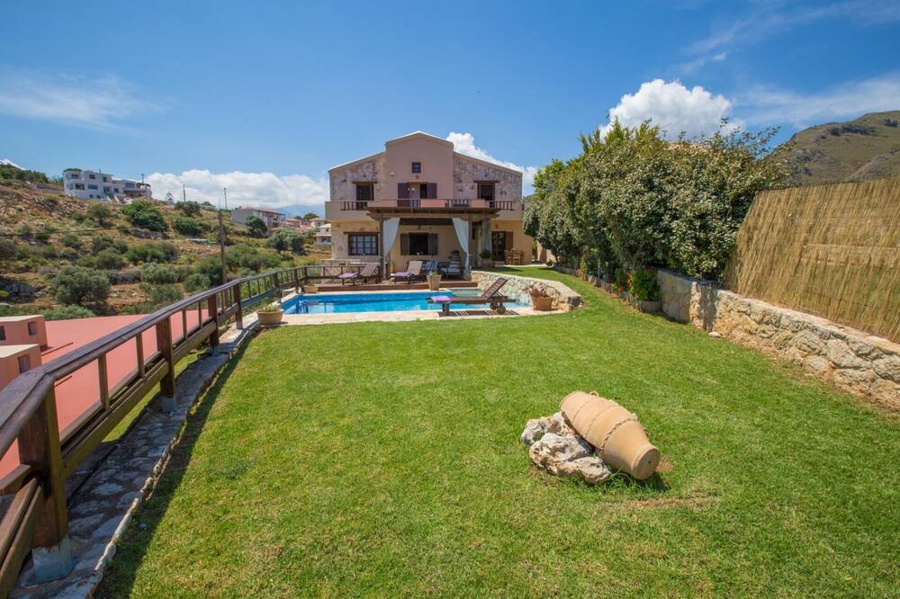 Photo of Outdoor in Megala Chorafia