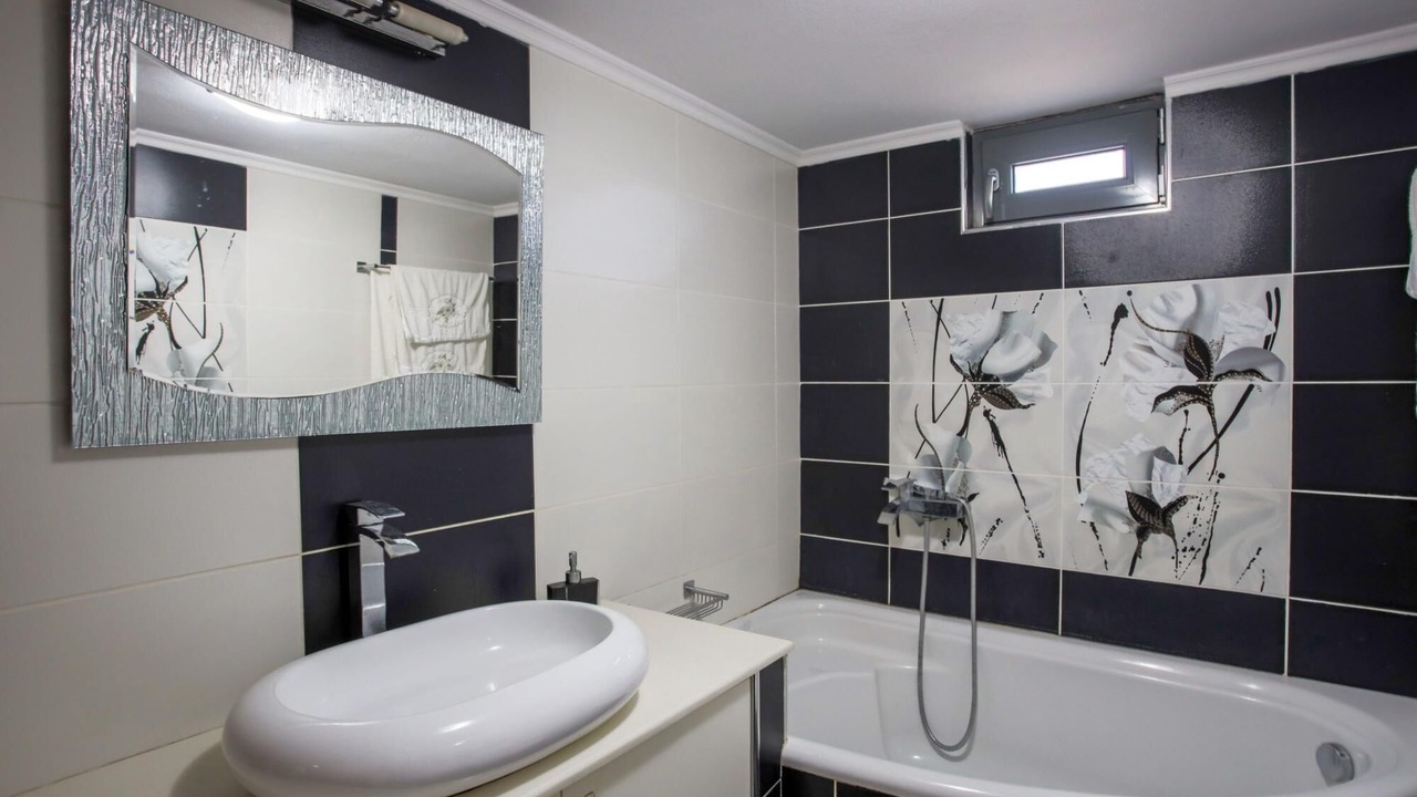 Photo of Bathroom in Skotino