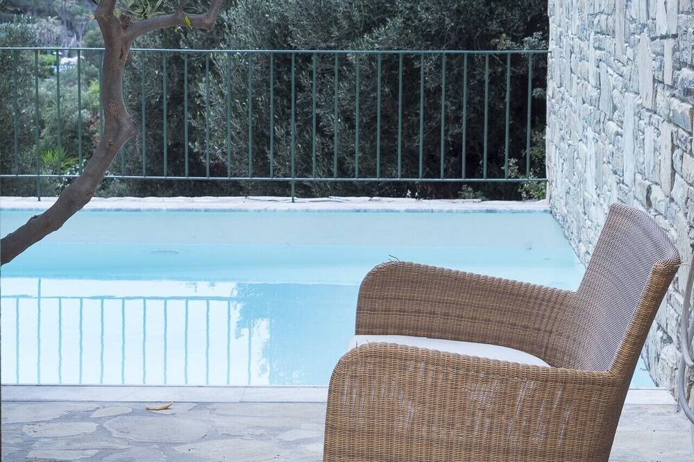 Photo of Outdoor in Istron